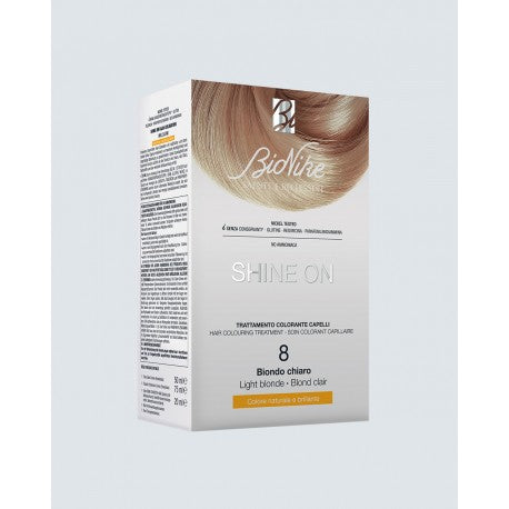 BioNike Shine On 8 Biondo Chiaro tinta permanente capelli 75 ml + tubo 50 ml